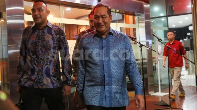 30014-muhammad-lutfi-diperiksa-kejagung